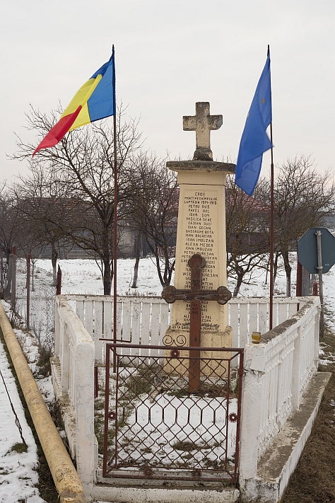 Geaca-Sucutard-Monument
