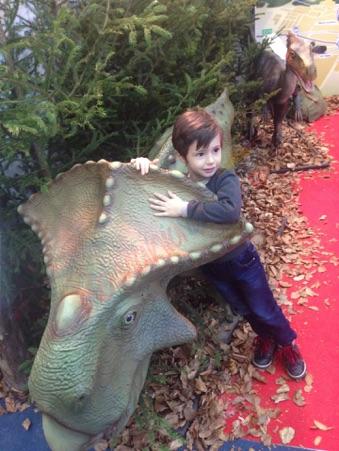 Excursie în lumea fantastică a dinozaurilor
