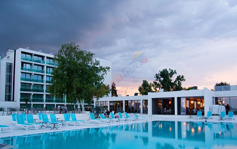 Ofertă Litoral 2026 –  Hotel Turquoise  Venus
