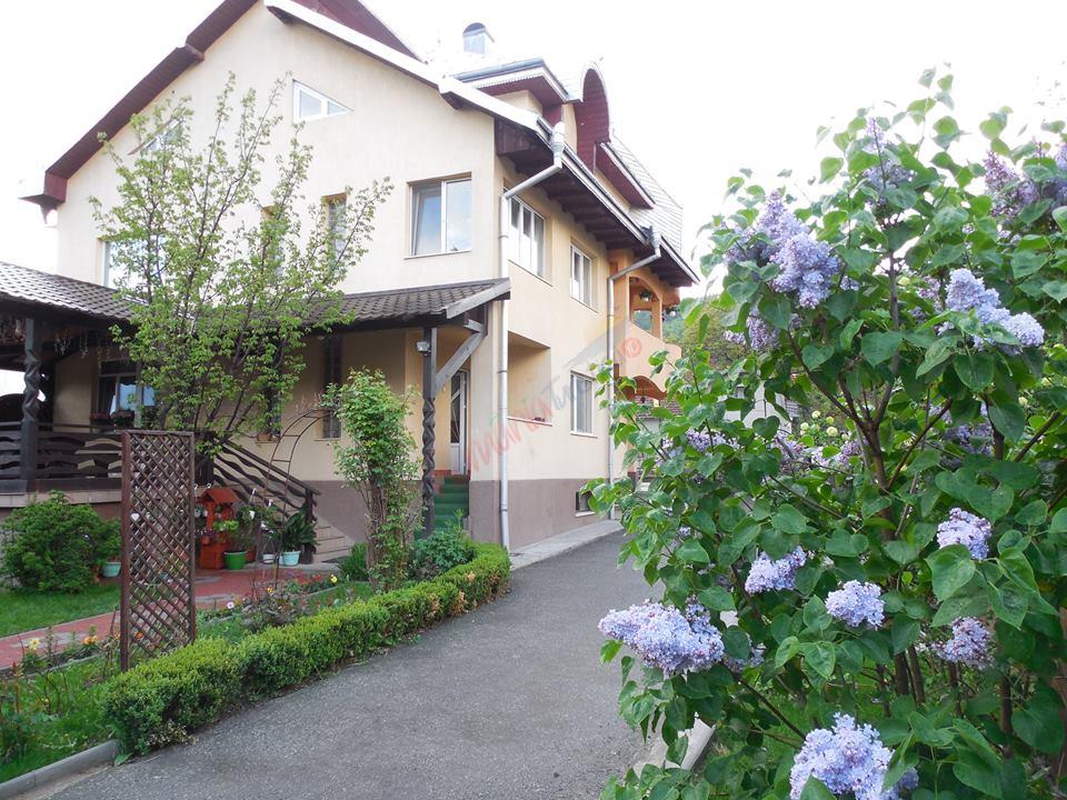 Crăciun 2025 în Bucovina –  Casa Indra Gura Humorului