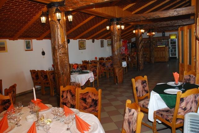 Revelion 2027 în Bucovina – Floare de Colț Manastirea Humorului