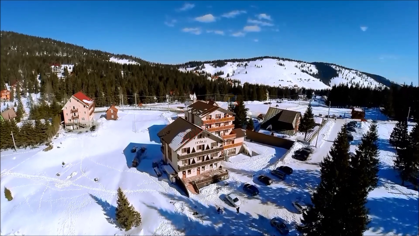 Crăciun 2025 în Apuseni –  Pensiunea  Skipass Vârtop