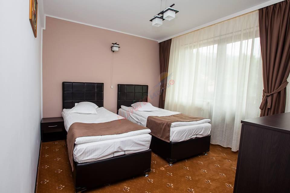 Crăciun 2025 în Azuga – Pensiunea Noni