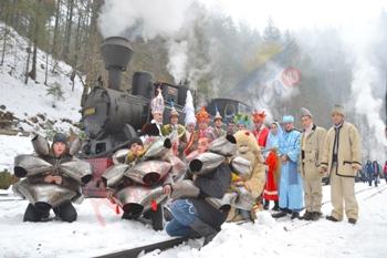 Crăciun în Maramures – Prin zăpadă cu Mocănița Vișeu de Sus
