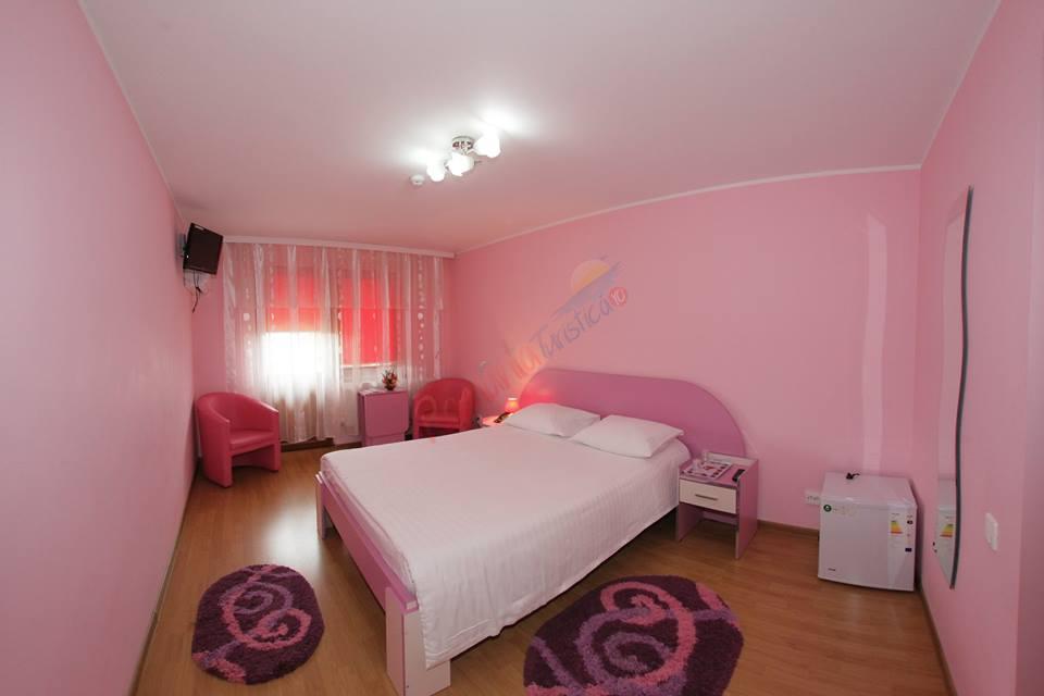 Paște 2026 în Bucovina – Hotel  Mărțisor  Cacica