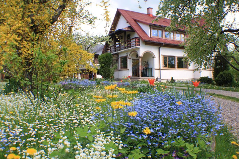 Ofertă Paște 2026 în Bucovina – Pensiunea Hildes Residence Gura Humorului