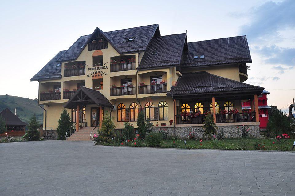 Paște 2026 în Bucovina – Pensiunea Elegance Mănăstirea Humorului