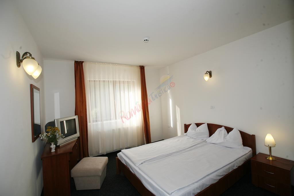 Sărbători Pascale în Maramureș, Hotel Păltiniș Borșa