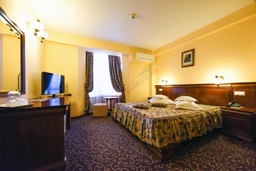 Sărbători Pascale 2026 în Bucovina – Hotel Dorna – Vatra Dornei