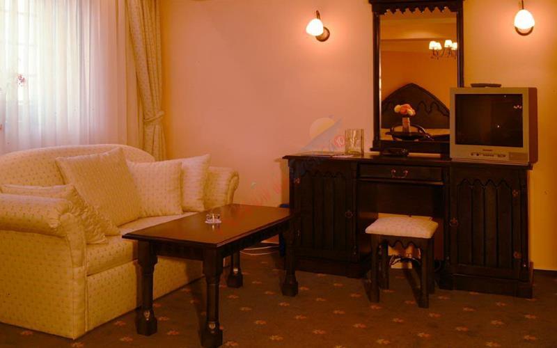 Ofertă de Paște 2026 Bucovina –  Hotel Best Western Gura Humorului