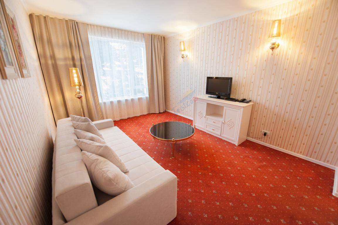 Ofertă de Paște 2026 – Hotel Carpathia Sinaia