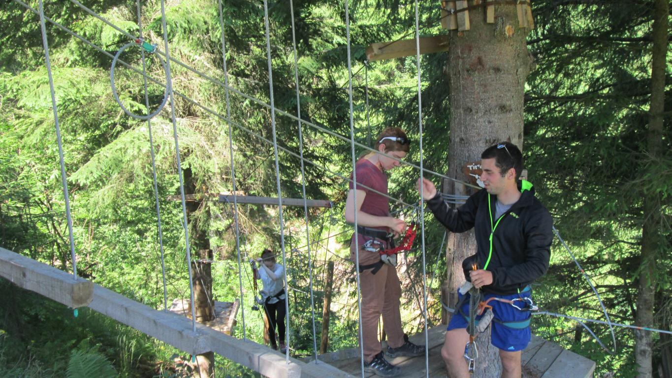 Tabără de  Aventură, Sport  în Natură Fundata