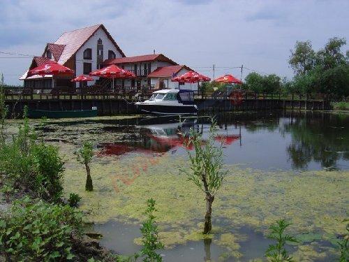 Ofertă Delta Dunării 2026 – Pensiunea Eden Crișan