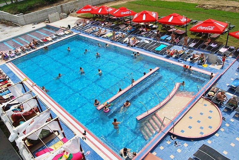 1 Mai la Aqua President Băile Felix