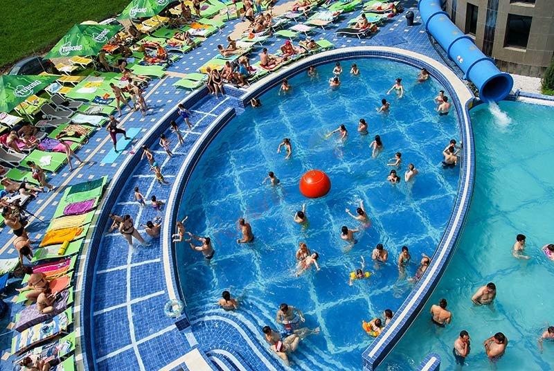 1 Mai la Aqua President Băile Felix