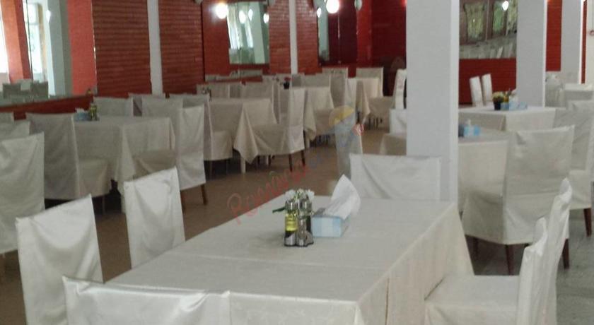 Ofertă Litoral 2026 – Hotel Semiramis  Saturn