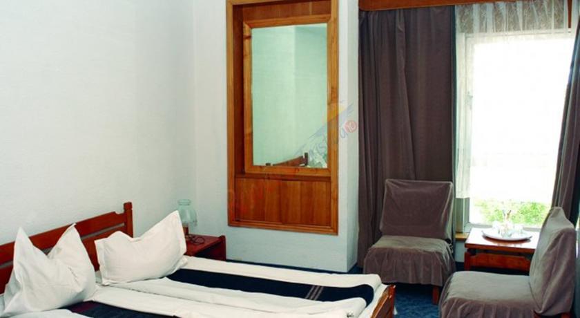 Ofertă Litoral 2026 – Hotel Atena  Saturn