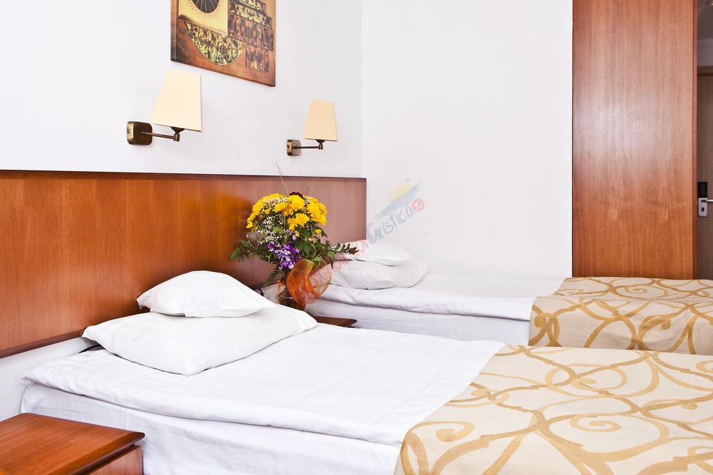 Ofertă Litoral 2026 – Hotel Safir Blue Resort  Saturn