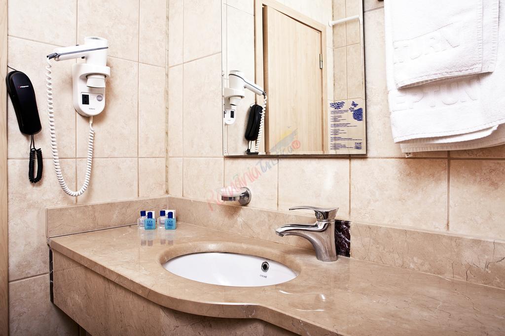 Ofertă Litoral 2026 – Hotel Safir Blue Resort  Saturn