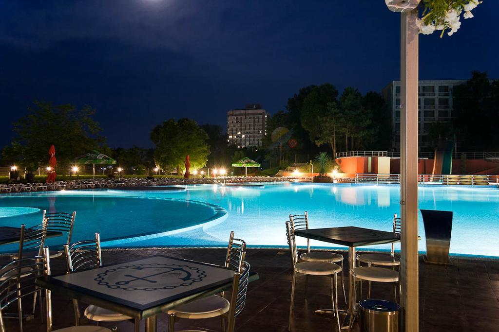 Ofertă Litoral 2026 – Hotel Safir Blue Resort  Saturn
