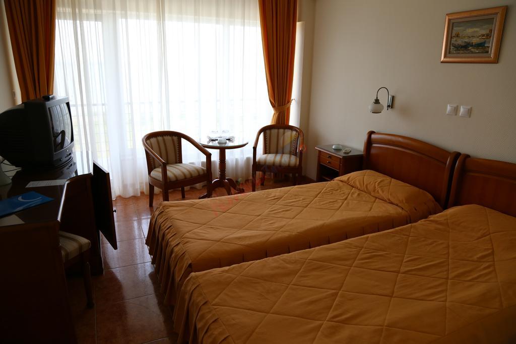 Ofertă Litoral 2026 – Hotel Comandor Mamaia