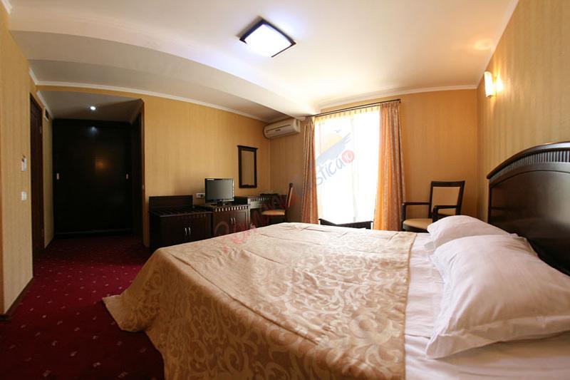 Ofertă Litoral 2026 – Hotel Rhodos  Eforie Nord