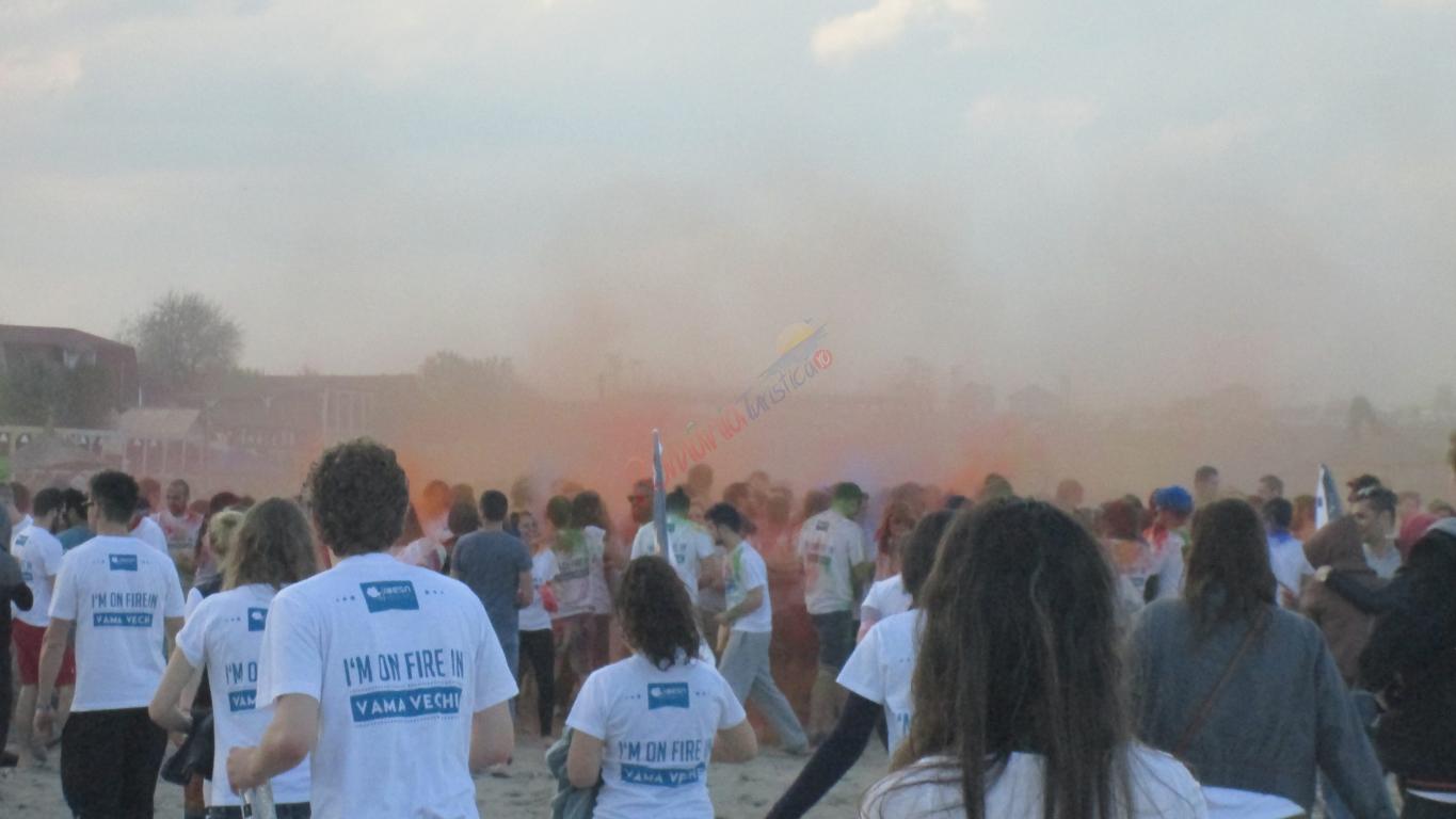 Bătaie cu vopsea, distracția colorată a vamaioților din 2015