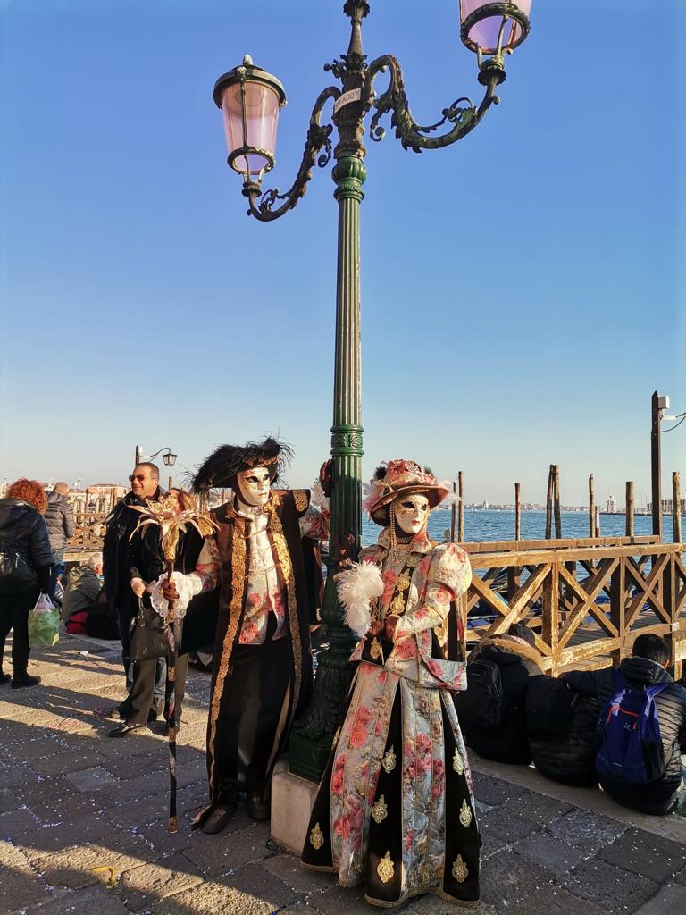 Excursie la Carnavalul de la Veneția 2025