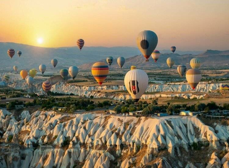 Circuit la fabuloasa Cappadocia