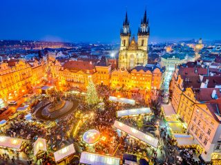 448809_adobestock_166182801_prague-czech-republic-christmas-market